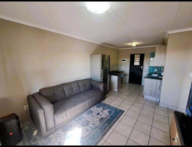 2 BEDROOM APARTMENT FOR SALE IN HEUWELOORD